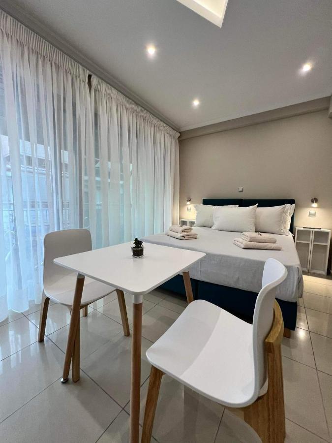 Atlantis Apartments Ártemida Kültér fotó