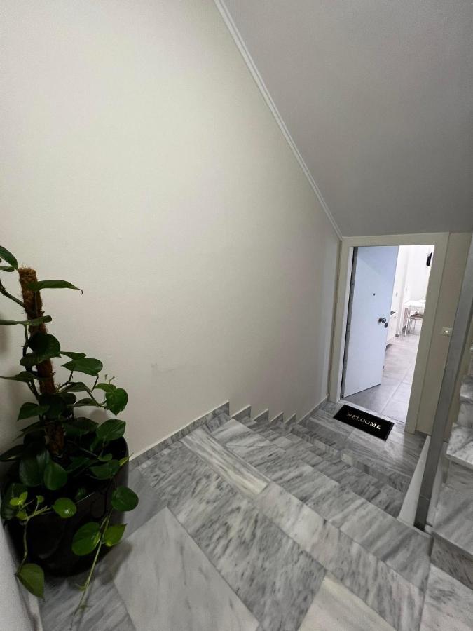 Atlantis Apartments Ártemida Kültér fotó